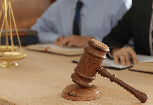 判決が不服だった場合は「控訴・上告」も