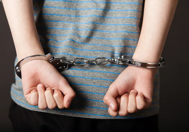 少年事件（20歳未満の未成年）