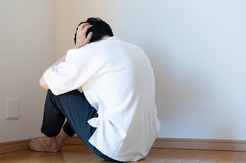 高校生の子どもが盗撮で逮捕された！ 進学や就職は？ 親ができること