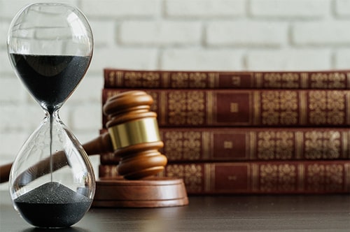 暴行罪の時効は何年? 刑事と民事の時効、逮捕された場合の対処法